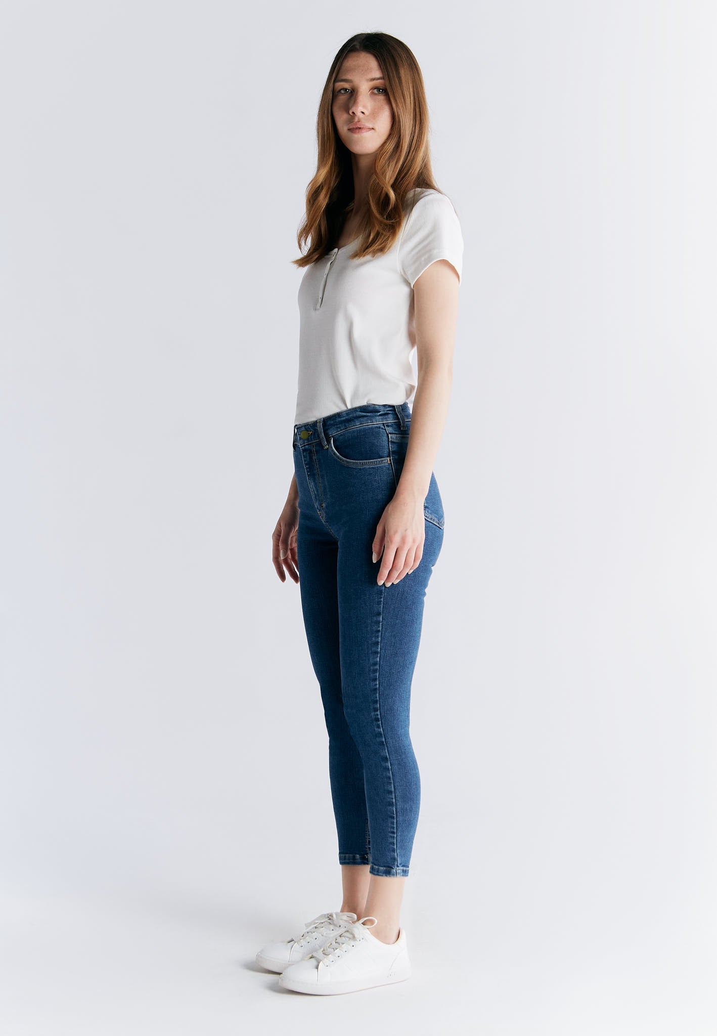 WS1014-231 Women Short Leg Skinny Fit, Lapis Blue